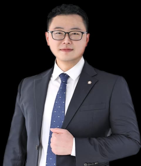 일산공중밀집장소추행변호사 undefined