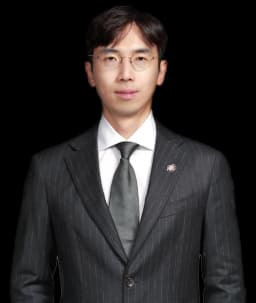 김유진